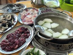 -五洞培记山庄·鲜牛肉火锅