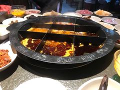 -火云天重庆火锅自助(中山路店)