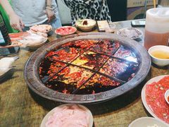 -渝嘴小老弟老火锅(华新村店)