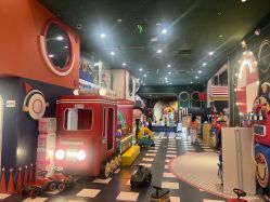 -MELAND CLUB亲子乐园·派对·餐厅(北京芳圆里ID MALL店)