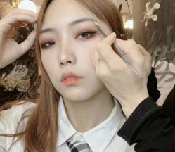 -韩美绣·骨相纹眉·洗眉美瞳线