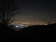 -鬼笑石后山停车场