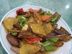 -鹤乡东北菜(崮山路店)