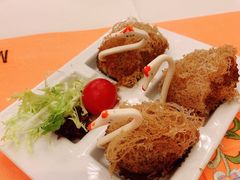 蜂巢鹅肝天鹅酥-美心·翠园(港汇恒隆广场店)