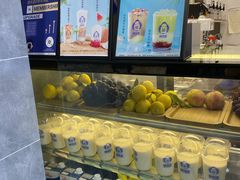 面包甜点陈列柜-陈多多·豆腐奶茶(沙湾路店)