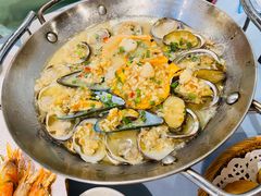 -79号渔船海鲜饭店(耀中店)