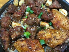 -老东镇啤酒屋海鲜加工·蒸汽海鲜·海鲜烧烤(台东店)