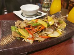 酸木瓜炒牛肉-紫滇源云南生态菜(丹凤街店)