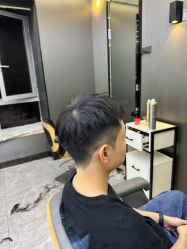 -藤野造型烫发染发