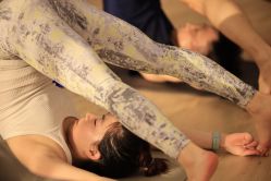 -酉嘉瑜伽YO+YOGA