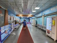 -奥龙堡游泳馆(广纸店)