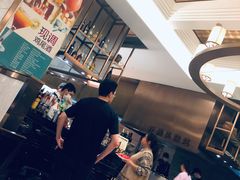 -东方红海鲜百汇(国际大厦店)