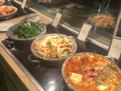 -大中华希尔顿酒店-念自助餐·嗨啤·小龙虾