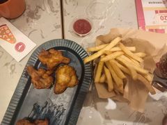 -必胜客(欢乐颂店)