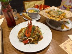 -Mark&Mars Restaurant