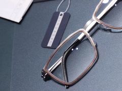 -目艮眼镜SHOWROOM(品牌集合店)