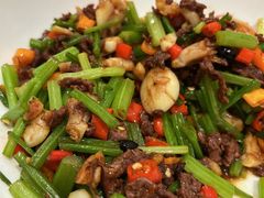 -楚山晓·湖北菜(武汉光谷K11店)