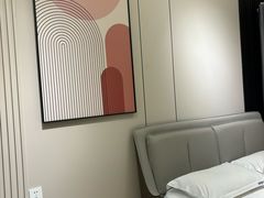-凯美悦·雲端巨幕City View·Apartment(广州花地湾地铁站店)