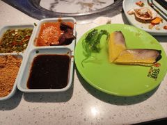 -佰烧海鲜烤肉火锅自助(世茂国际广场店)