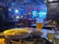 -爱啤精酿·民谣酒馆(滨江店)