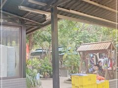 -御霞苑泥烩鸡休闲农庄