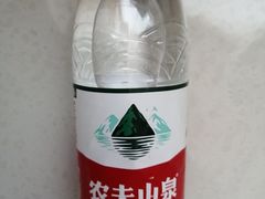 农夫山泉矿泉水-津津乐乐
