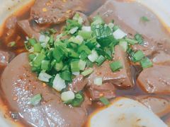 -杨三娘跷脚牛肉(羊子山西路店)