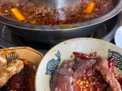 -九尺赵老四鲜鹅肠火锅
