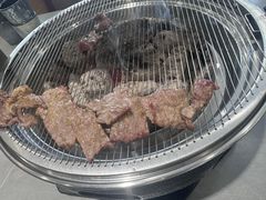 -啊美丽炭火烤肉(滑翔一店)