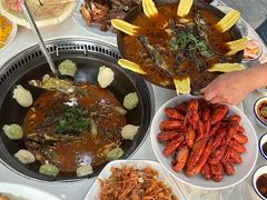 -丹水桥地锅鱼·翘嘴鲌·地方特色全鱼宴(丹江口大坝店)