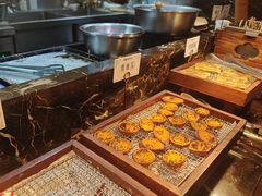 -黑金·寻焰自助百汇·烤肉·火锅(中街店)