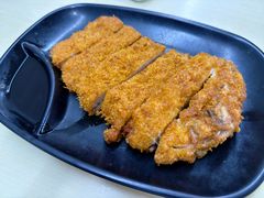 -莱莱小笼·乔艾