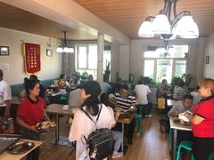 大堂-恺撒烤包子