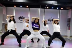 -STAR舞蹈工作室