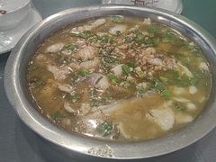 -金良酸菜鱼(宁海路总店)