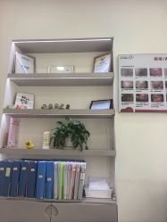 -苗方清颜专业祛痘·皮肤管理