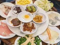 -桥香园云南过桥米线(金马碧鸡店)