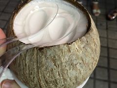 -椰爺爺·椰子冻砵仔糕