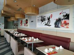 卡座-粤仔湾砂锅粥(金太湖店)