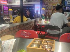 -马路牙子烧烤音乐酒馆(望京店)
