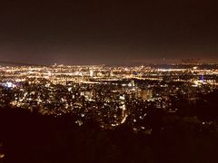 -草山夜未眠景观餐厅
