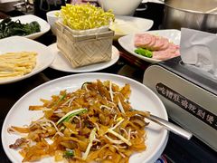 -煲王粤菜餐厅(中侨中心店)