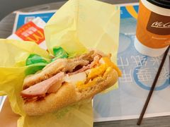 烟肉蛋汉堡-麦当劳(杭州东站高铁店)