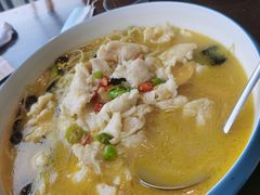 -赶海部落海鲜城(海阳路店)