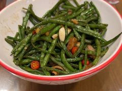 -黄泥岗·地道湖北菜(奥特莱斯店)