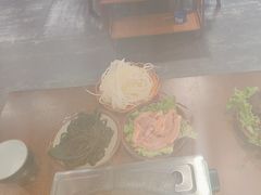 -黔有有贵州酸汤夺夺粉火锅(五味十字店)