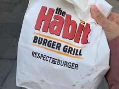 -The Habit Burger Grill 哈比特汉堡(世博店)
