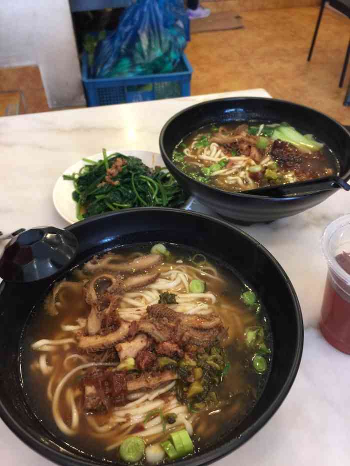 大碗公牛肉面(涞坊路)-"只是为了填饱肚子的选择.实惠,外卖也快.