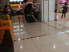 -海底捞火锅(上地华联店)