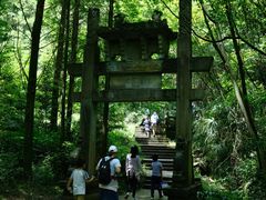 -凤栖山